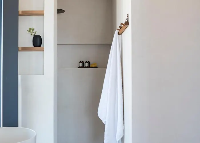 Ξενοδοχείο με διαμερίσματα Phos Milos